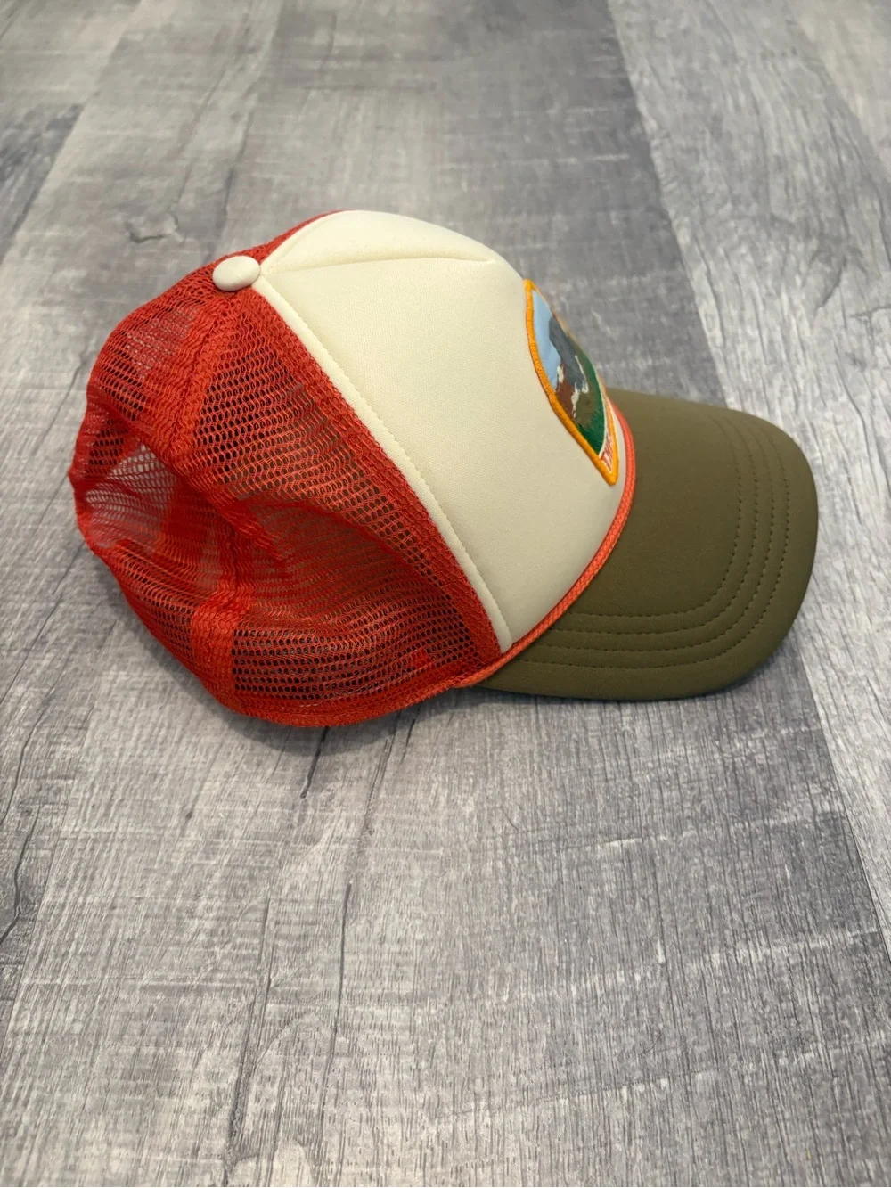 The North Face Graphic / Mudder Trucker Hat – Excellent condition, One Size